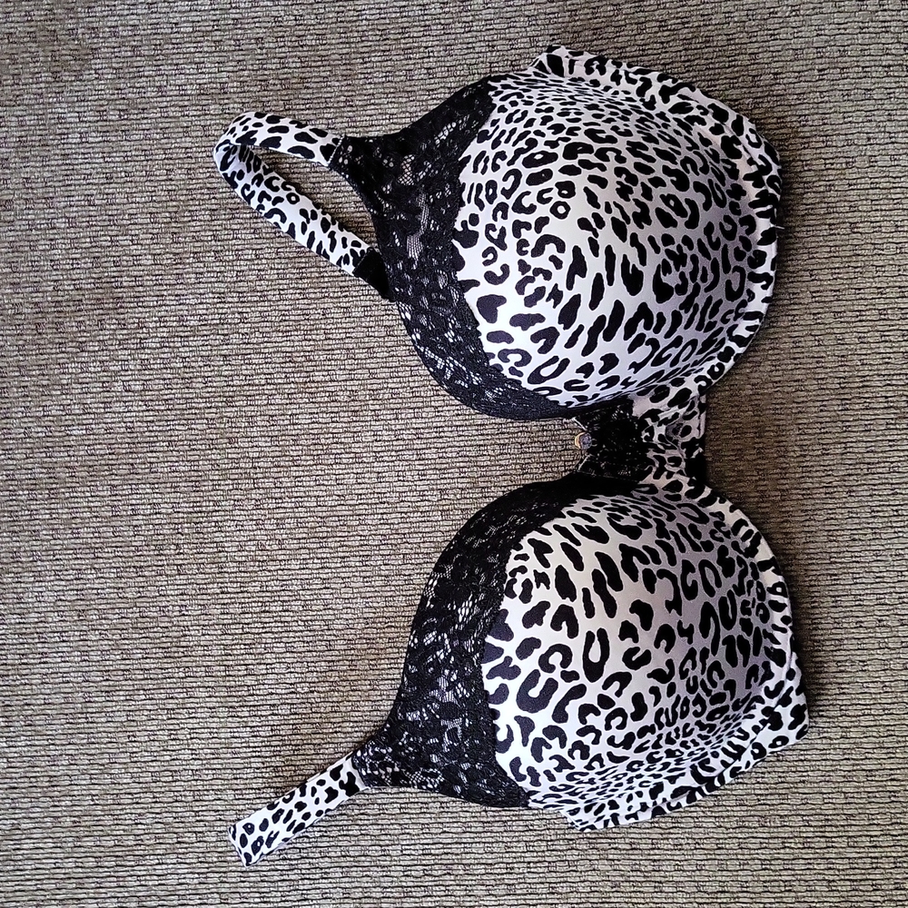 Victoria's Secret bra